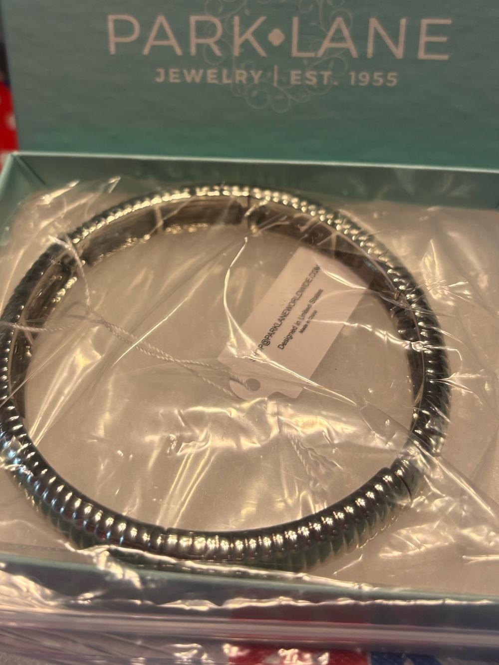 Park Lane Embraceable Shiny Silver Ribbed Stretch Bracelet